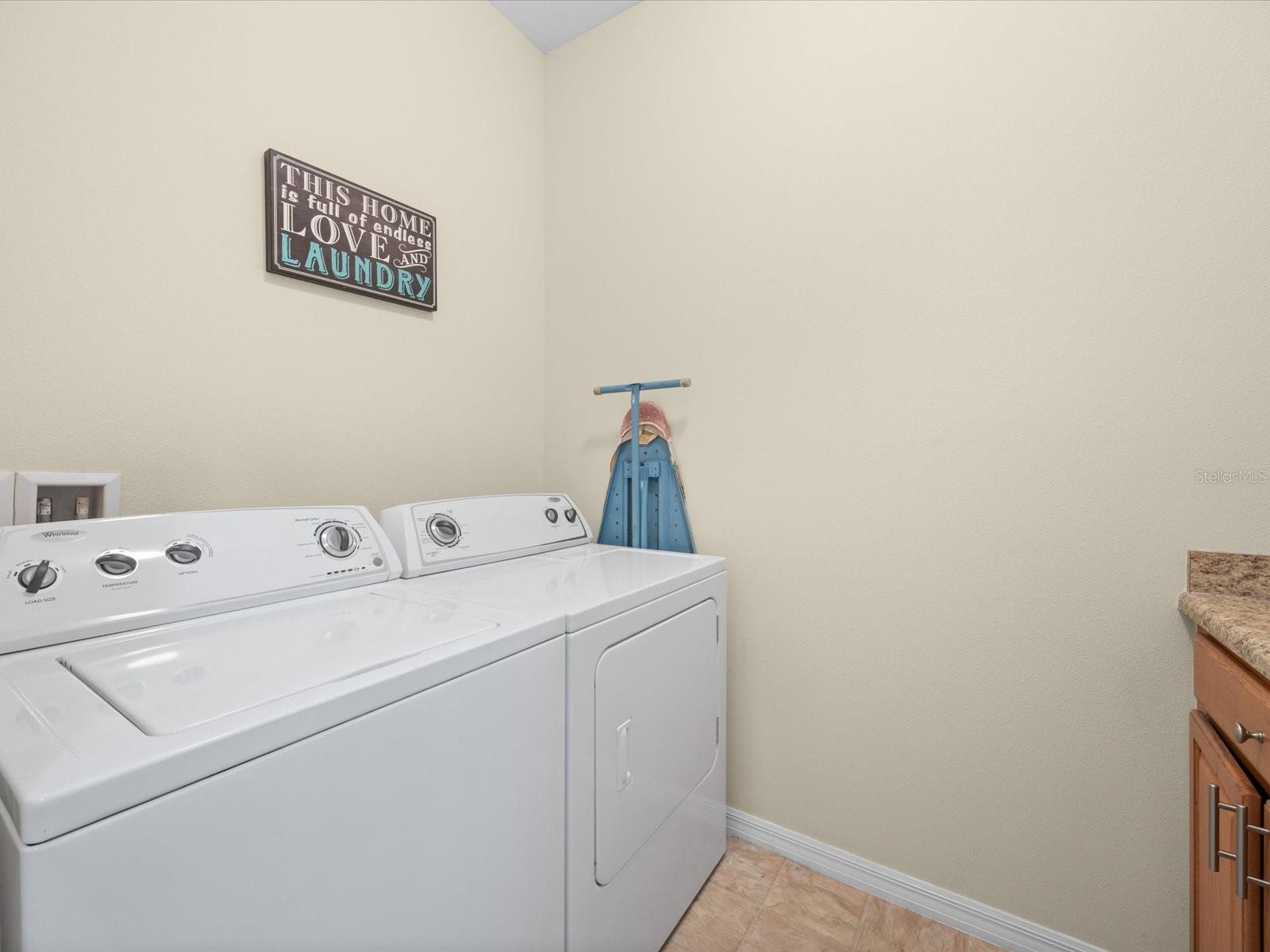 Image 31 of 42 For 307 Gladesdale Street