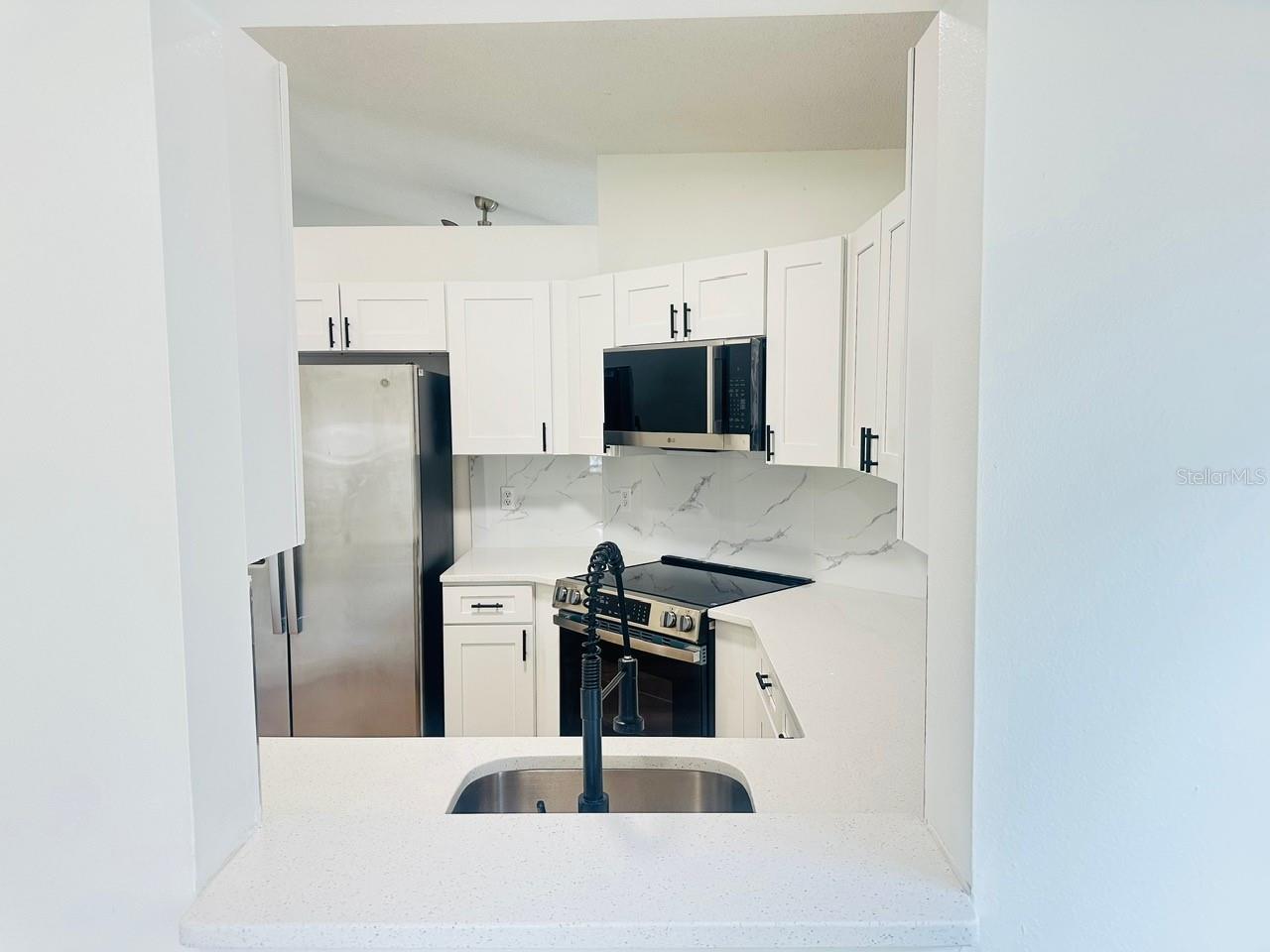 Image 10 of 44 For 11118 Einbender Road