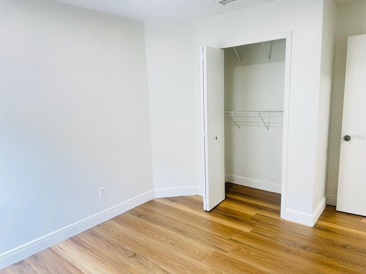 Image 27 of 44 For 11118 Einbender Road