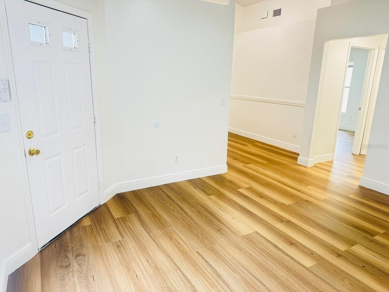 Image 4 of 44 For 11118 Einbender Road