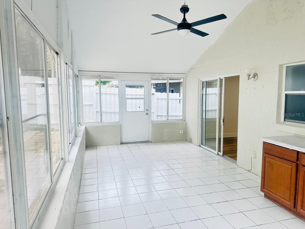 Image 43 of 44 For 11118 Einbender Road