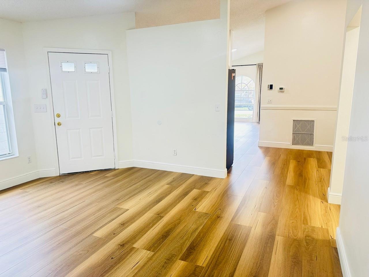 Image 5 of 44 For 11118 Einbender Road