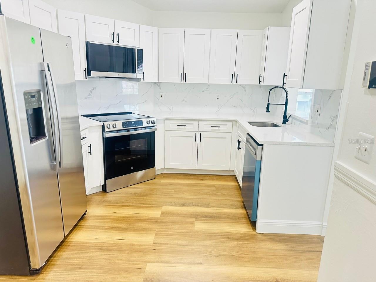 Image 8 of 44 For 11118 Einbender Road