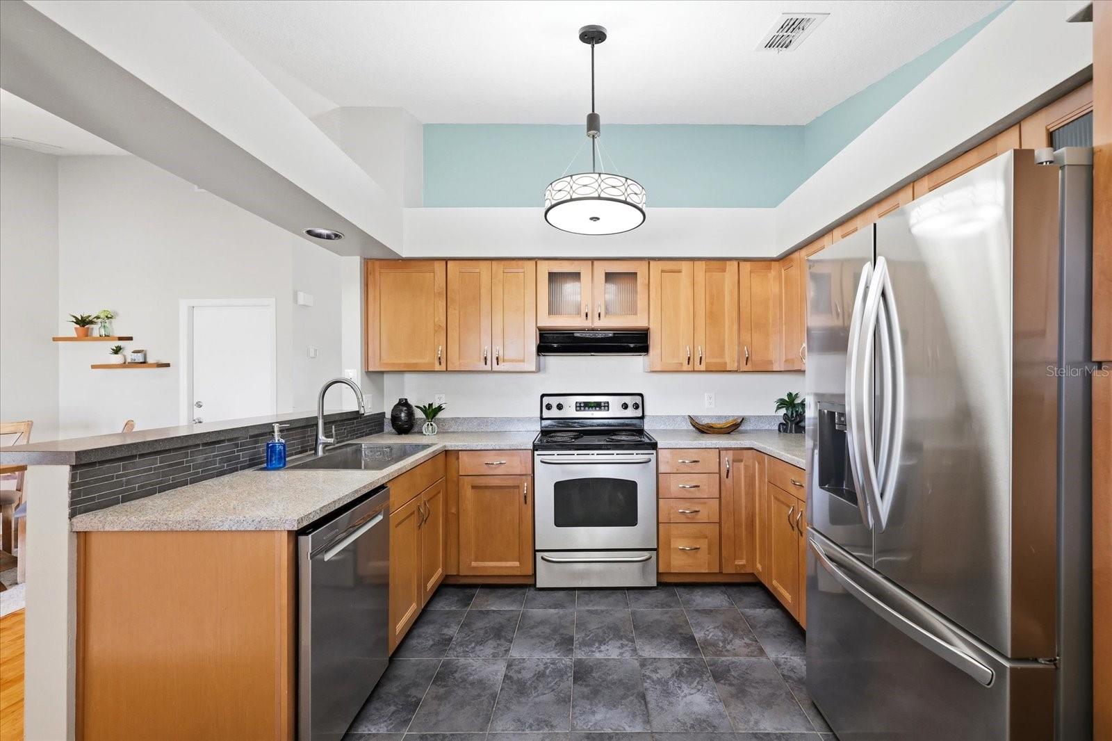 Image 13 of 39 For 2016 58th Circle S