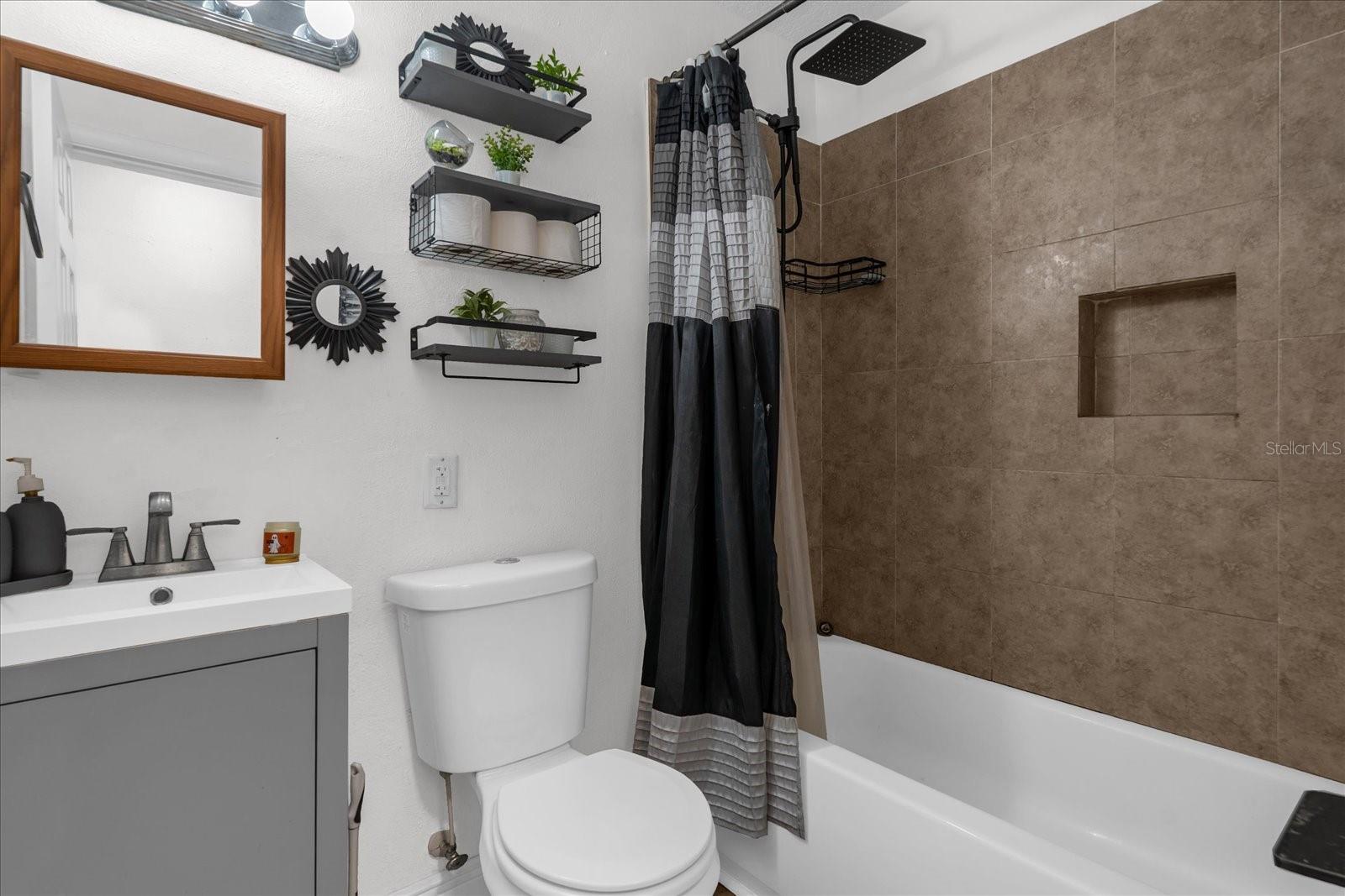 Image 14 of 16 For 7304 Pomelo Drive