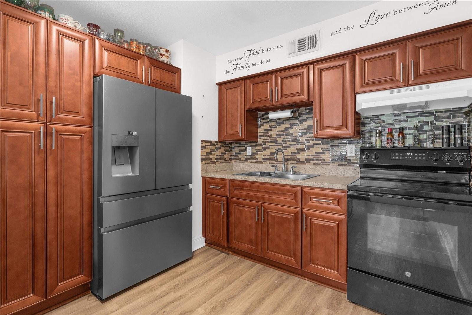 Image 6 of 16 For 7304 Pomelo Drive