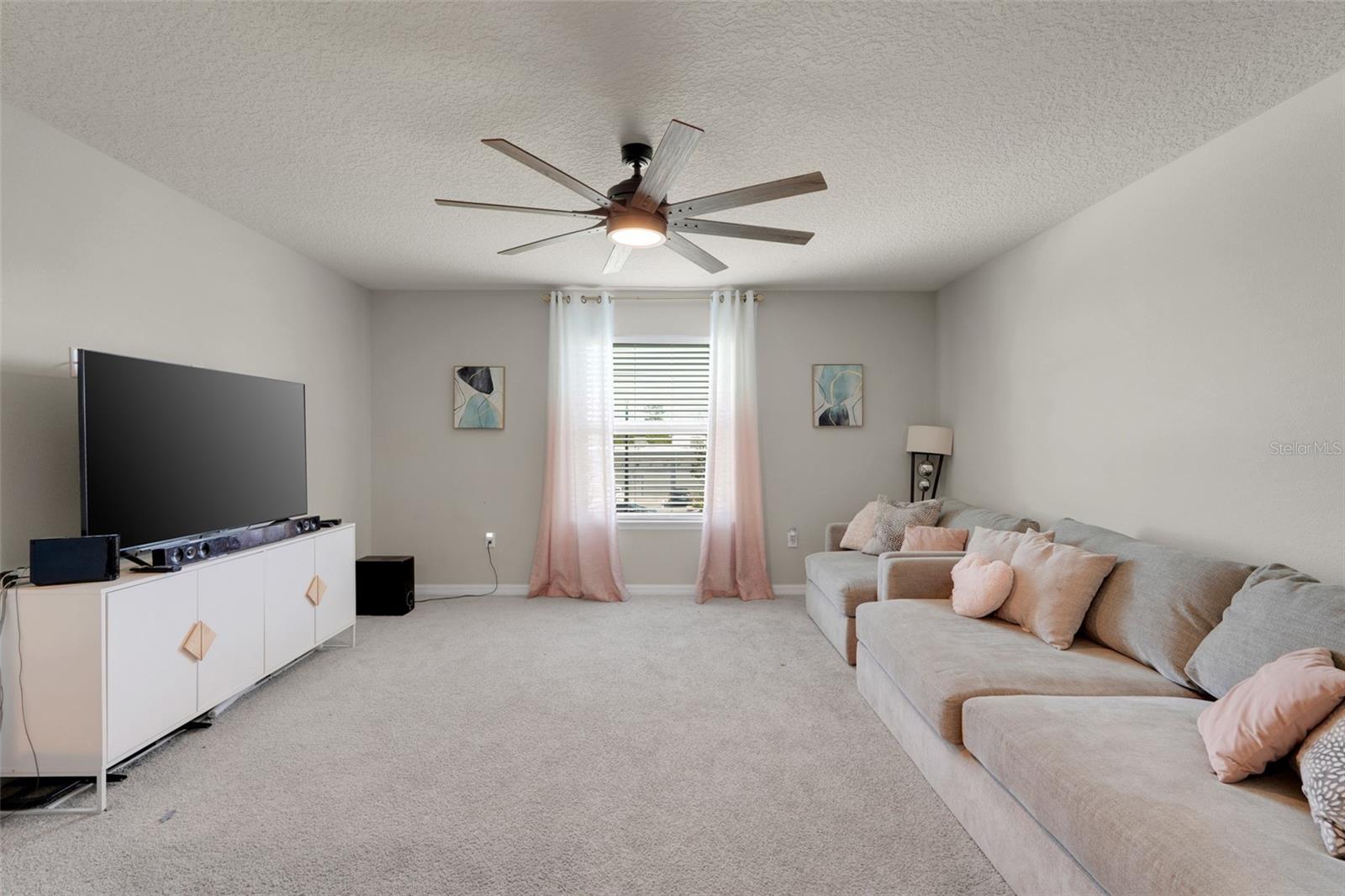 Image 18 of 38 For 1626 Regal River Circle