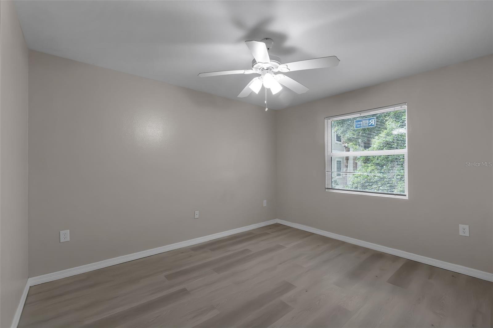 Image 16 of 29 For 3016 Parkway Boulevard 206