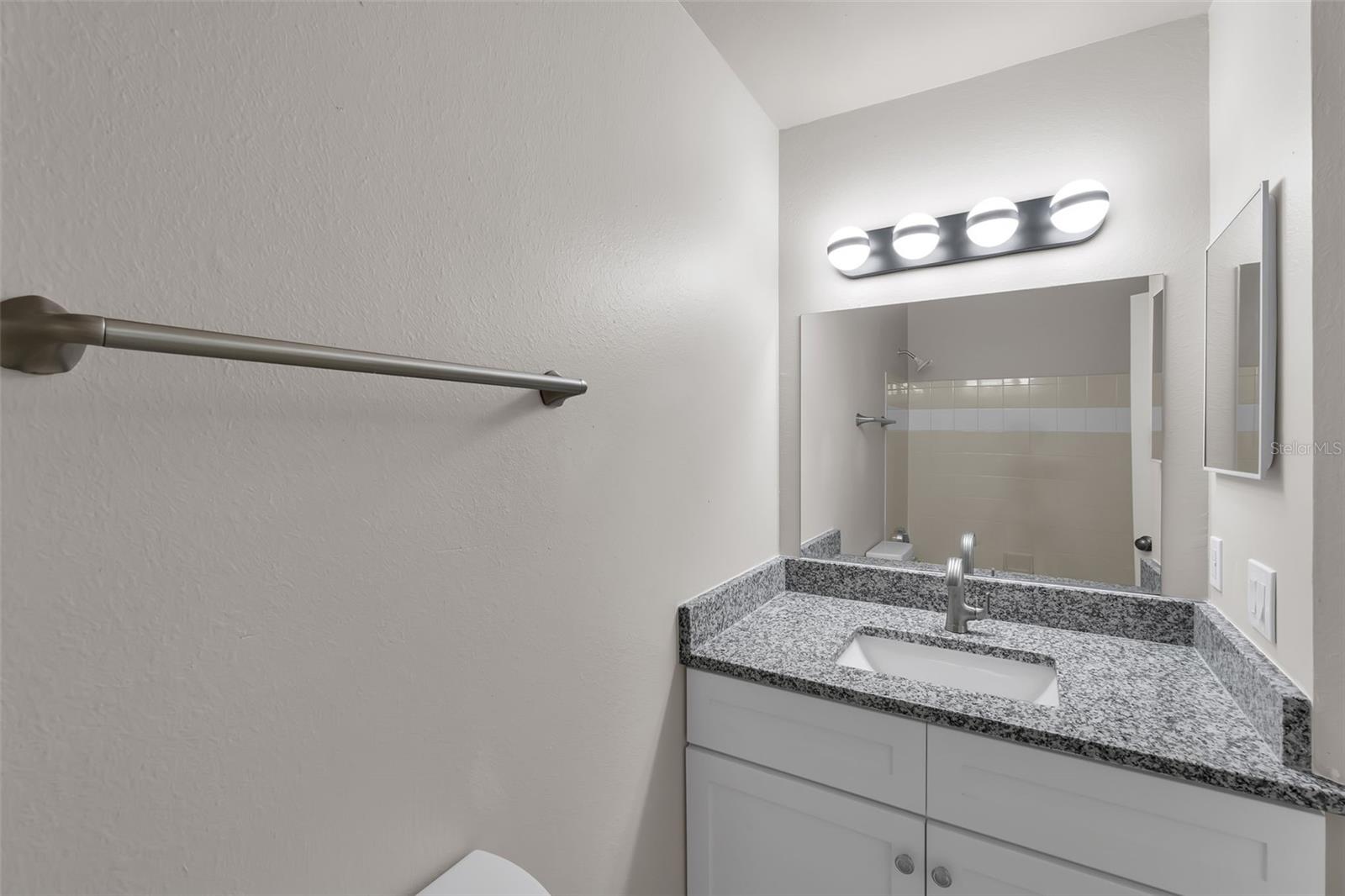 Image 20 of 29 For 3016 Parkway Boulevard 206