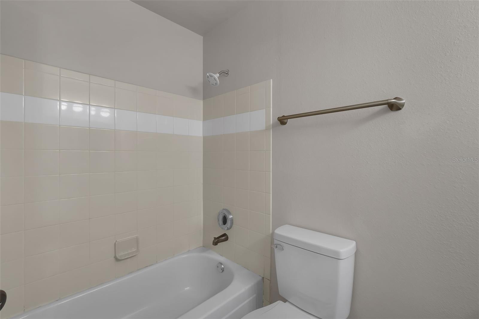 Image 22 of 29 For 3016 Parkway Boulevard 206