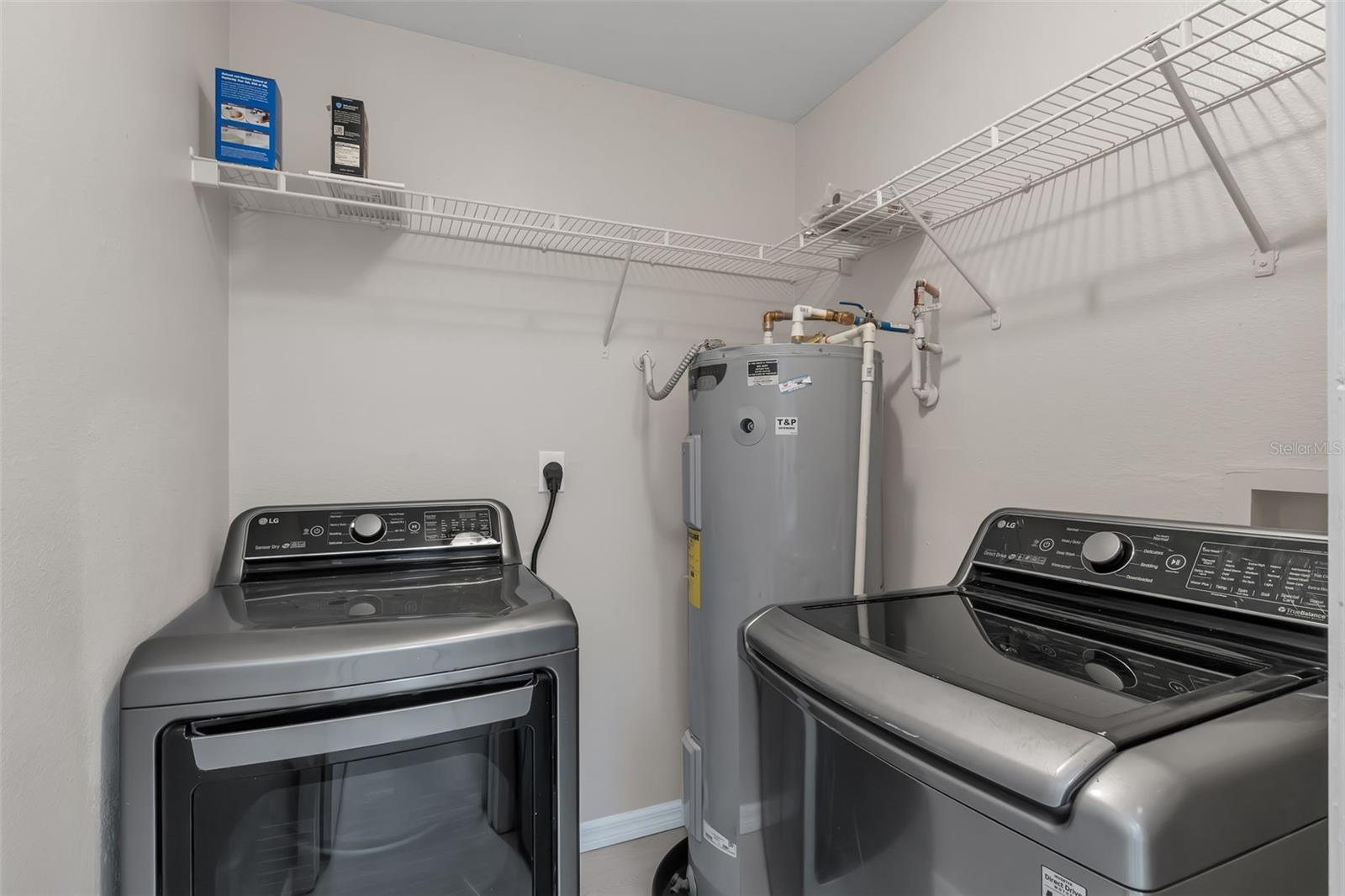 Image 23 of 29 For 3016 Parkway Boulevard 206