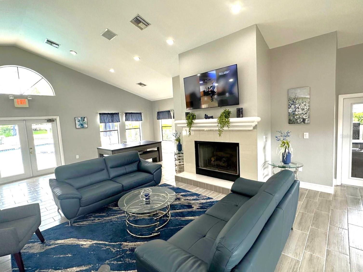 Image 27 of 29 For 3016 Parkway Boulevard 206