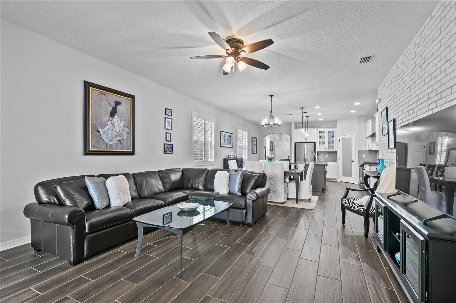 Image 18 of 41 For 349 Ancona Avenue