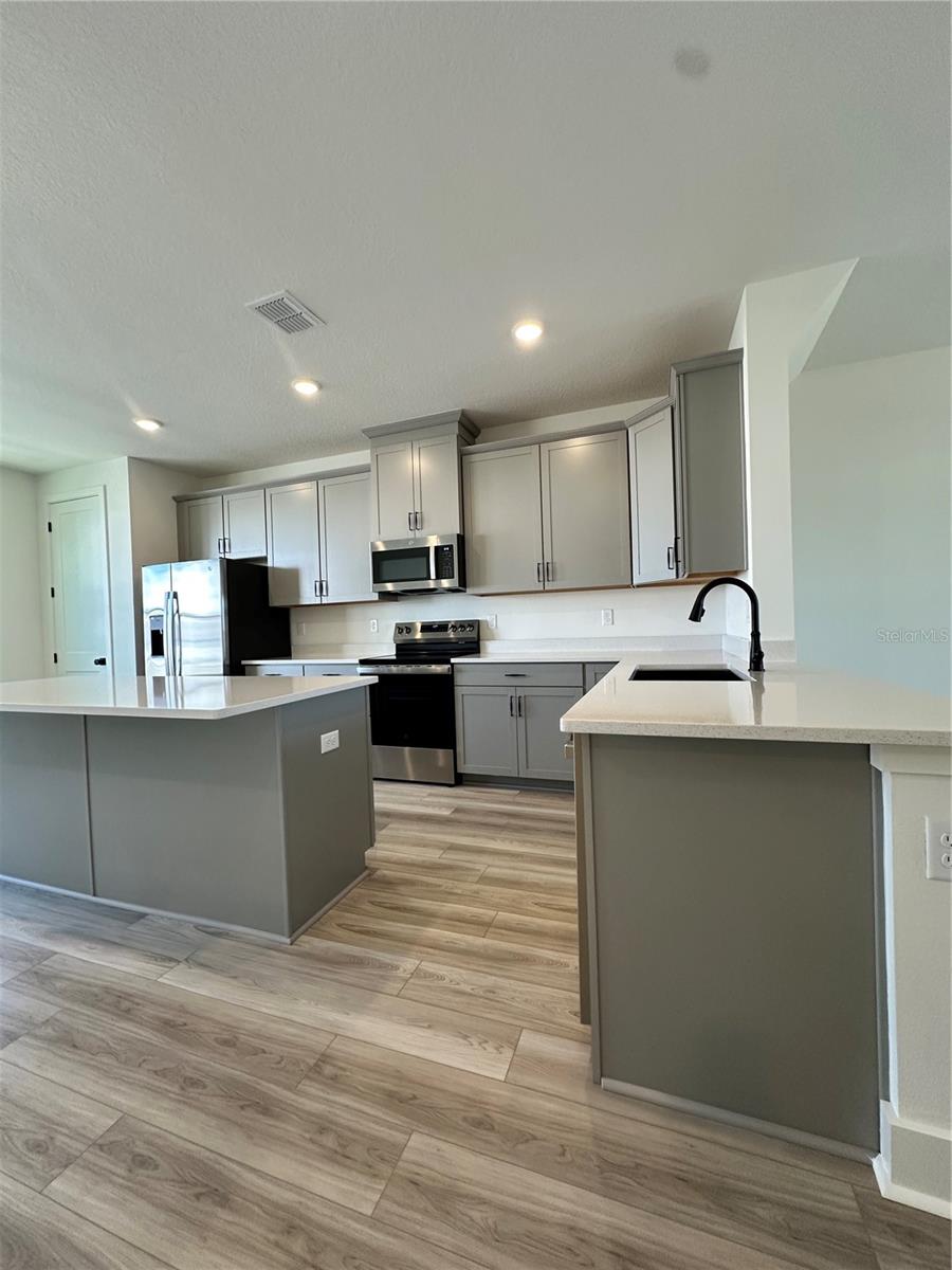 Image 10 of 42 For 5783 Citrus Park Drive