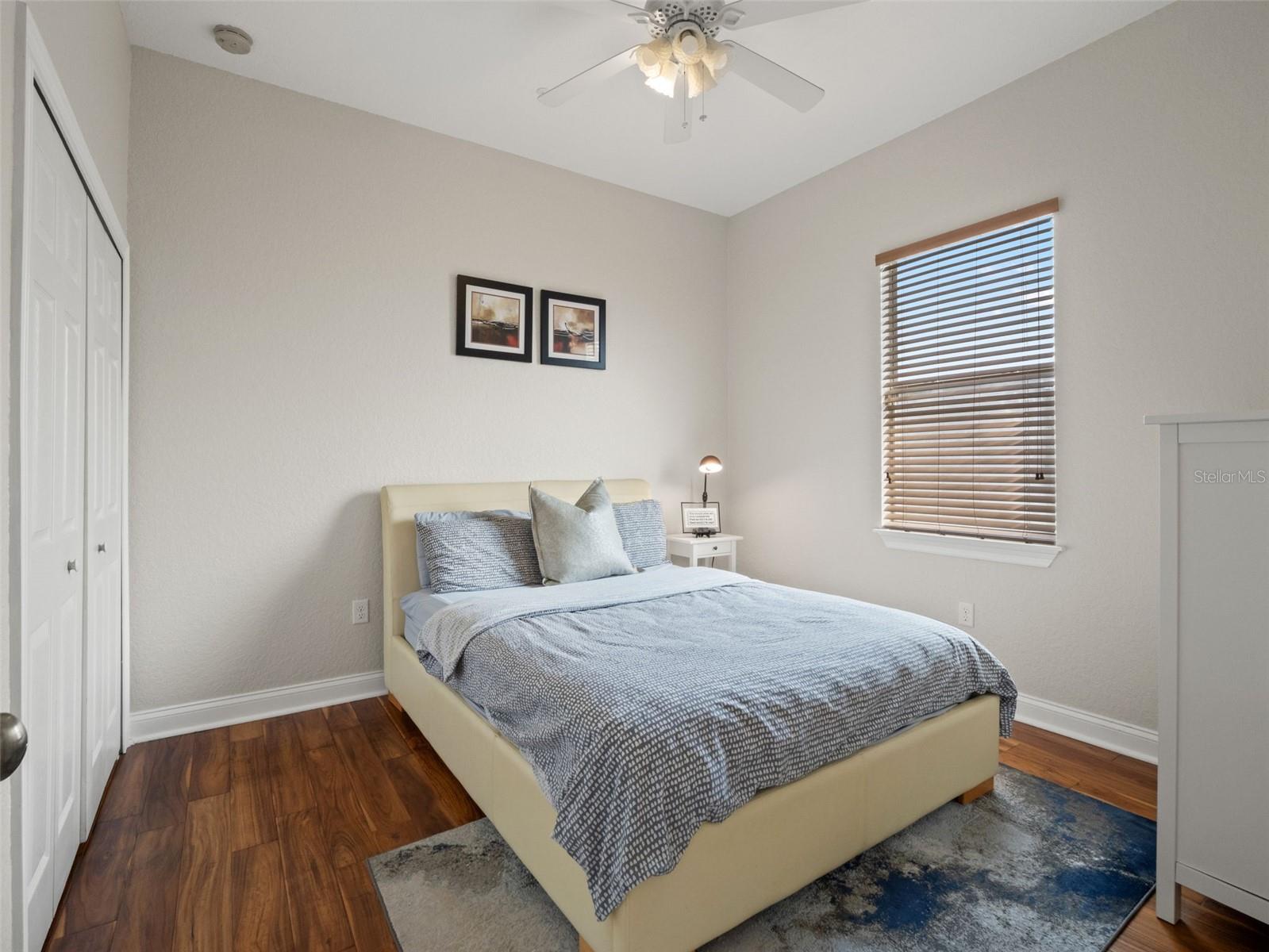 Image 33 of 56 For 20813 Peabody Street