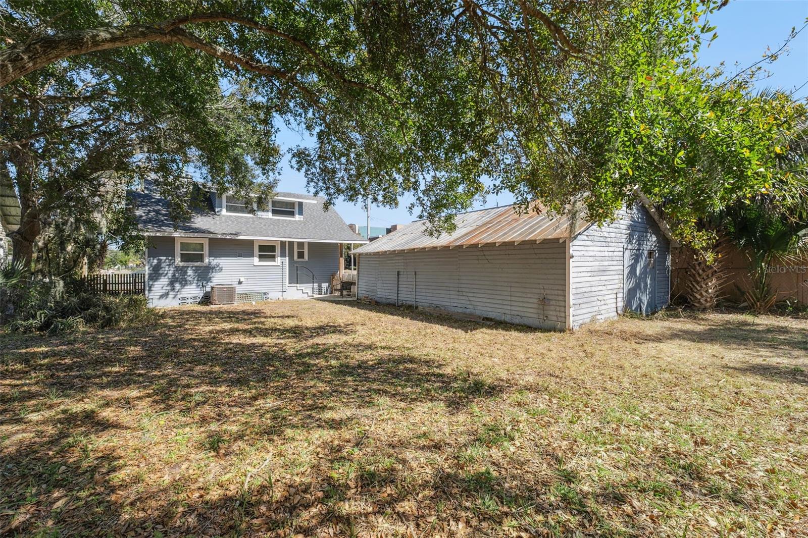 Image 36 of 44 For 5108 Ridgewood Avenue