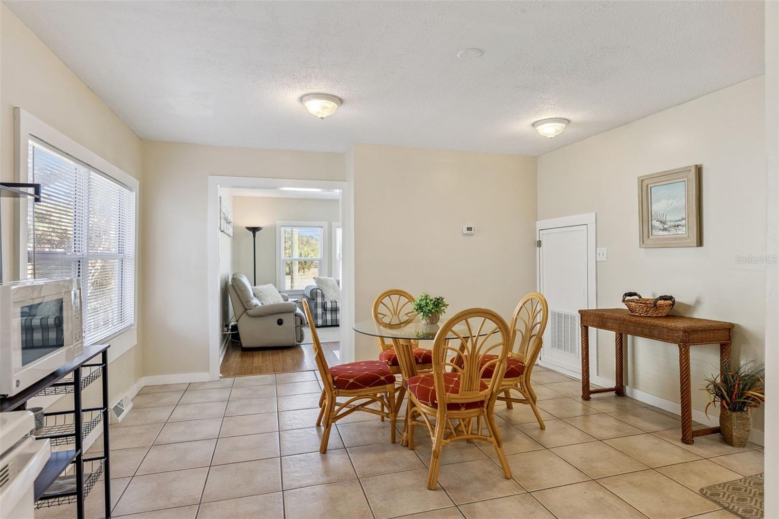 Image 8 of 44 For 5108 Ridgewood Avenue