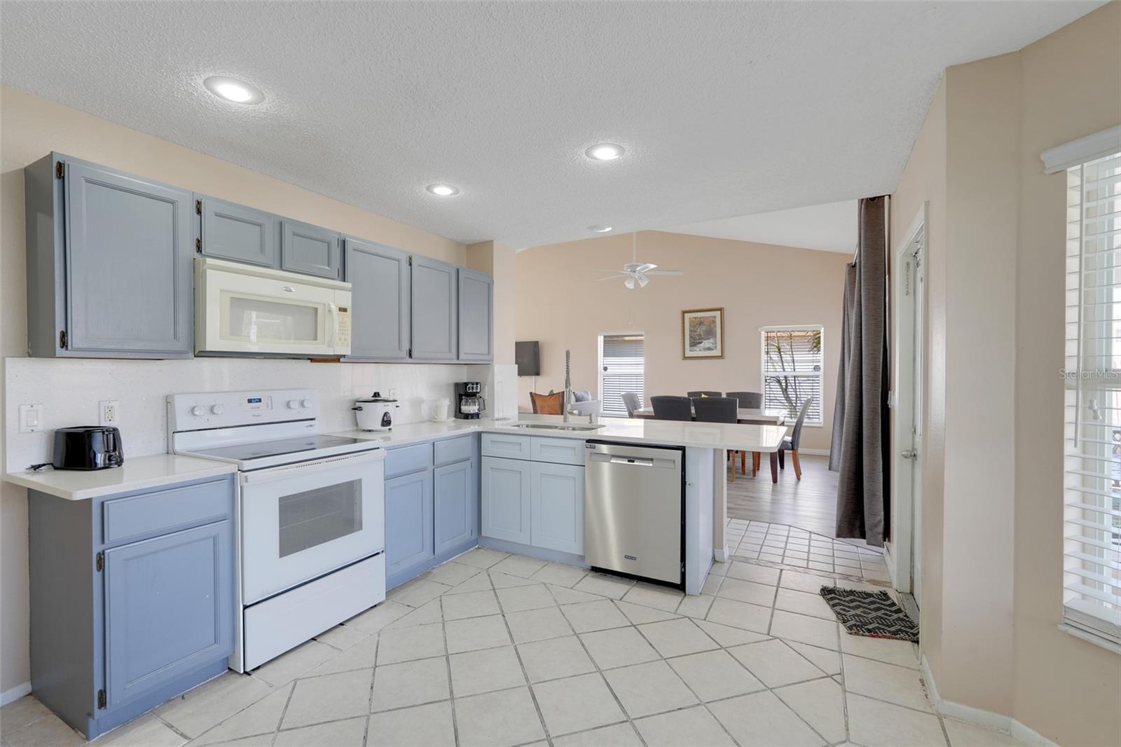 Image 12 of 40 For 8607 Knottingham Drive