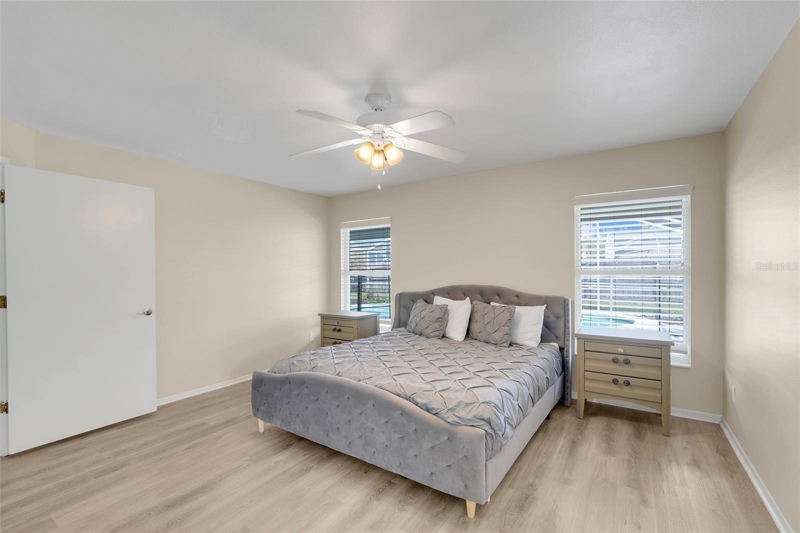 Image 16 of 40 For 8607 Knottingham Drive