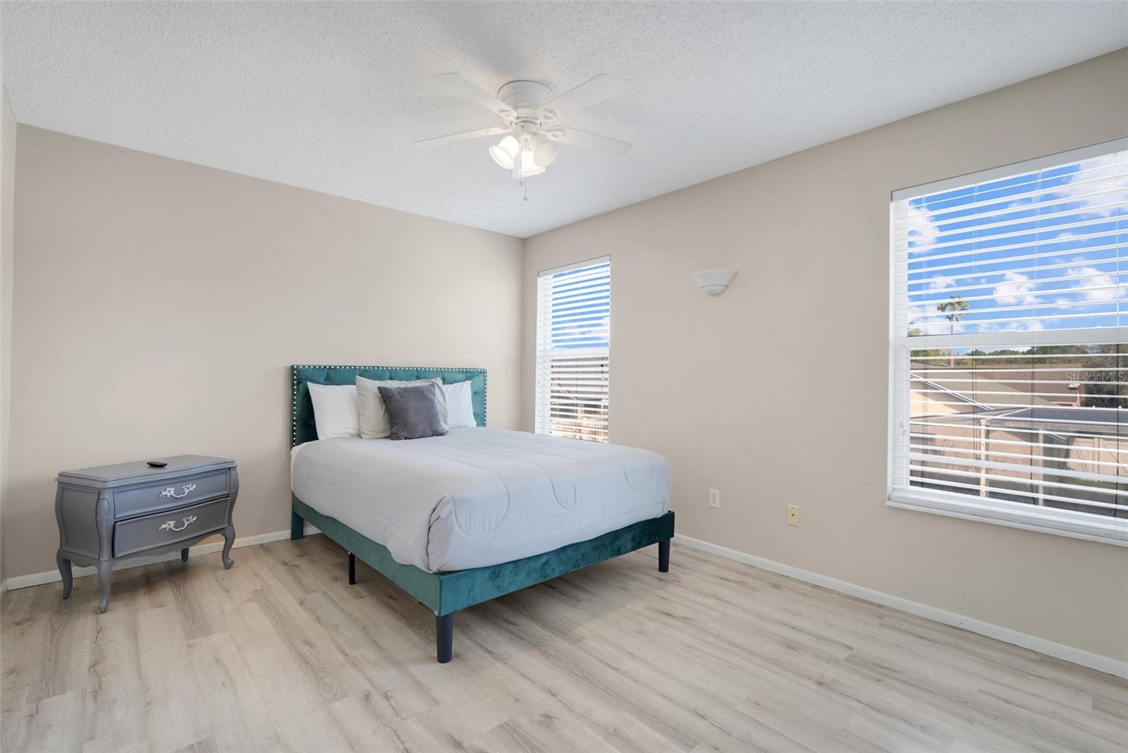 Image 25 of 40 For 8607 Knottingham Drive