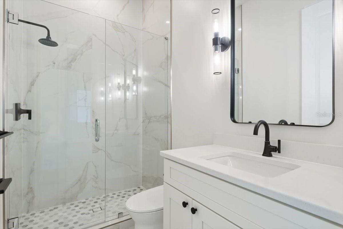 Image 44 of 66 For 13 Old Oak Drive N