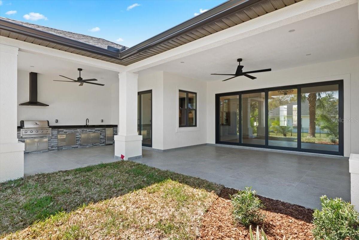 Image 49 of 66 For 13 Old Oak Drive N