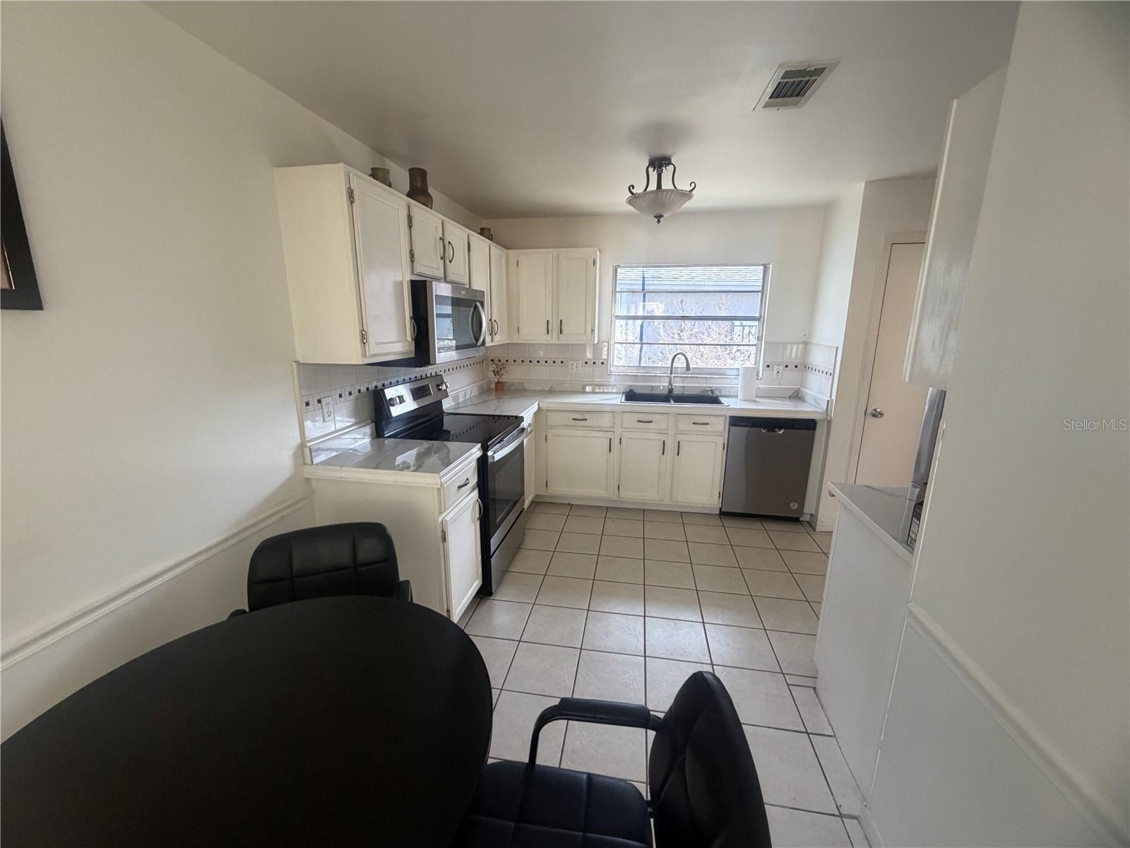 Image 8 of 22 For 3141 Arrow Drive