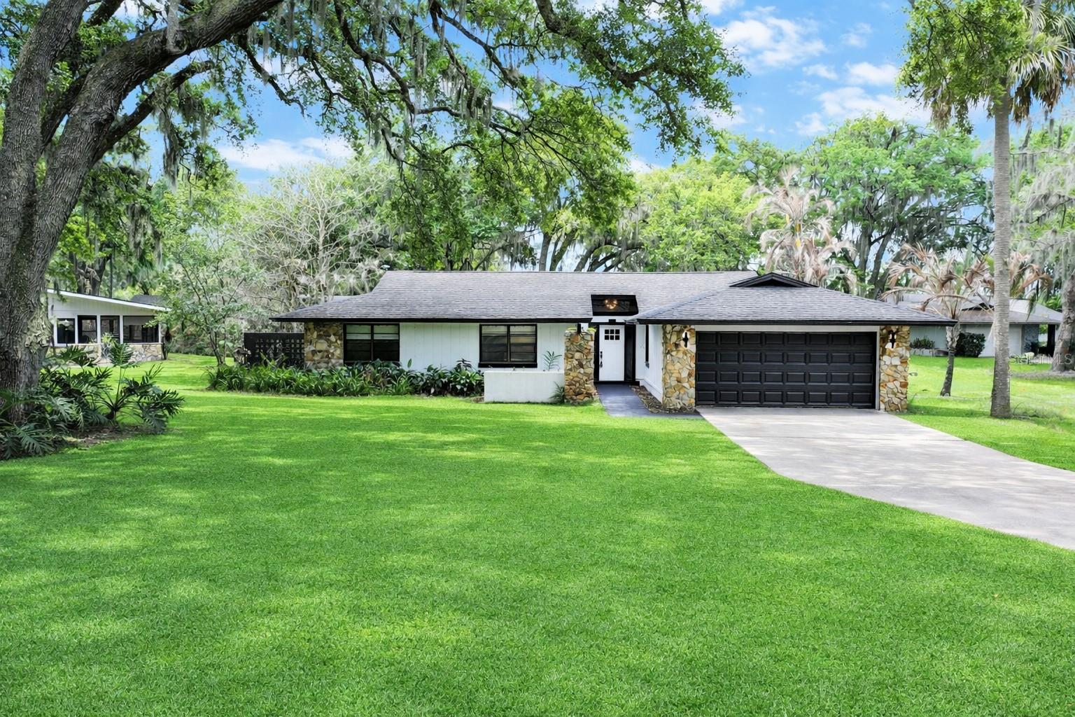 Image 2 of 3 For 5374 Crooked Oak Circle