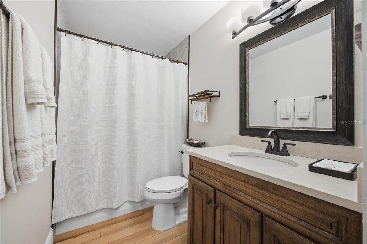 Image 15 of 21 For 506 Hager Drive