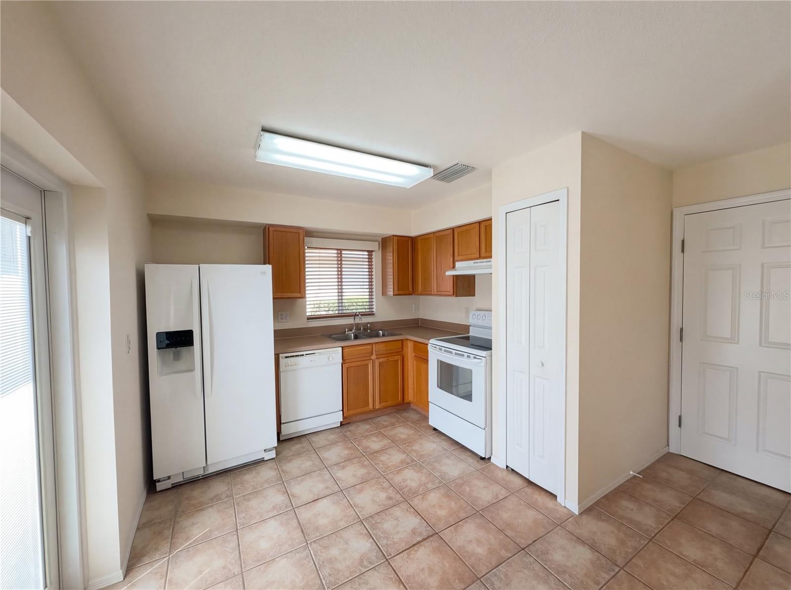 Image 12 of 20 For 4519 Reynolds Creek Avenue