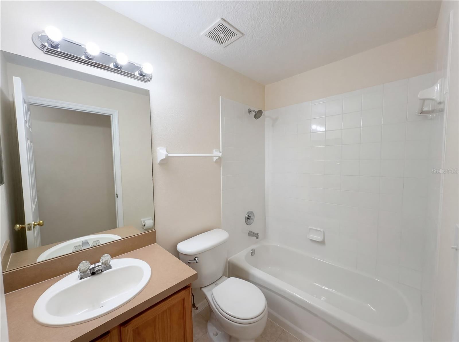 Image 17 of 20 For 4519 Reynolds Creek Avenue