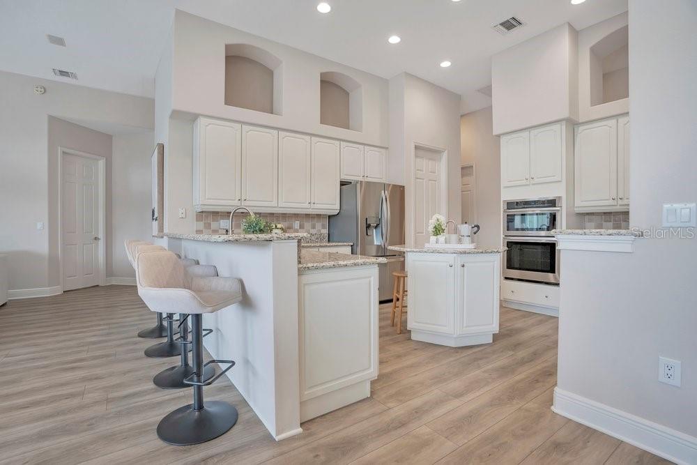 Image 12 of 59 For 1826 Windermeredown Place