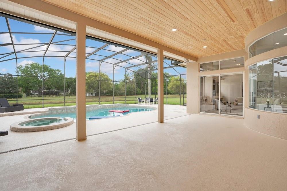 Image 17 of 59 For 1826 Windermeredown Place