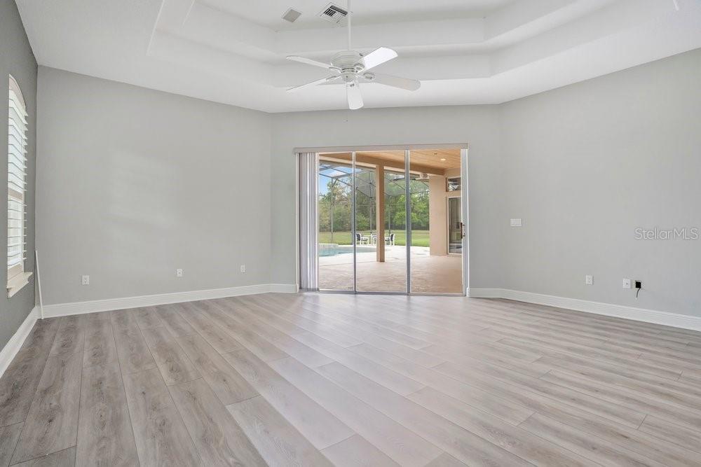 Image 26 of 59 For 1826 Windermeredown Place