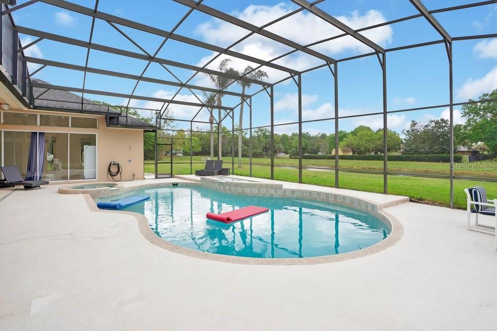 Image 32 of 59 For 1826 Windermeredown Place