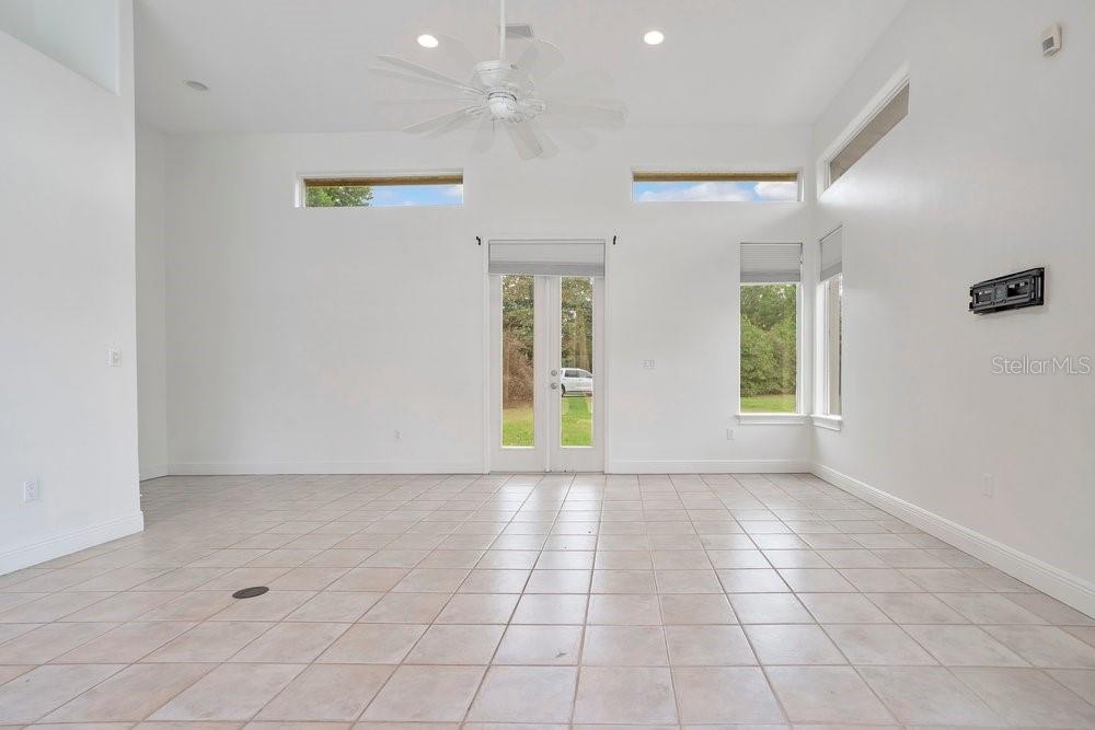 Image 38 of 59 For 1826 Windermeredown Place