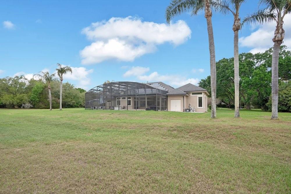 Image 41 of 59 For 1826 Windermeredown Place