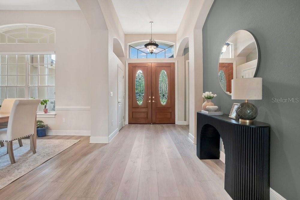 Image 7 of 59 For 1826 Windermeredown Place