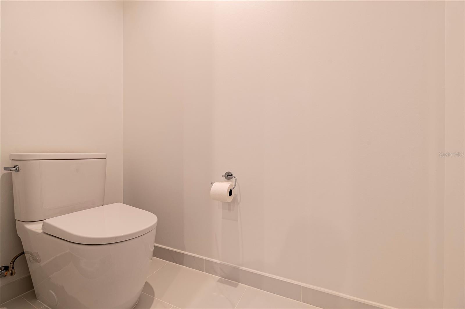 Image 26 of 64 For 400 Central Avenue 1106