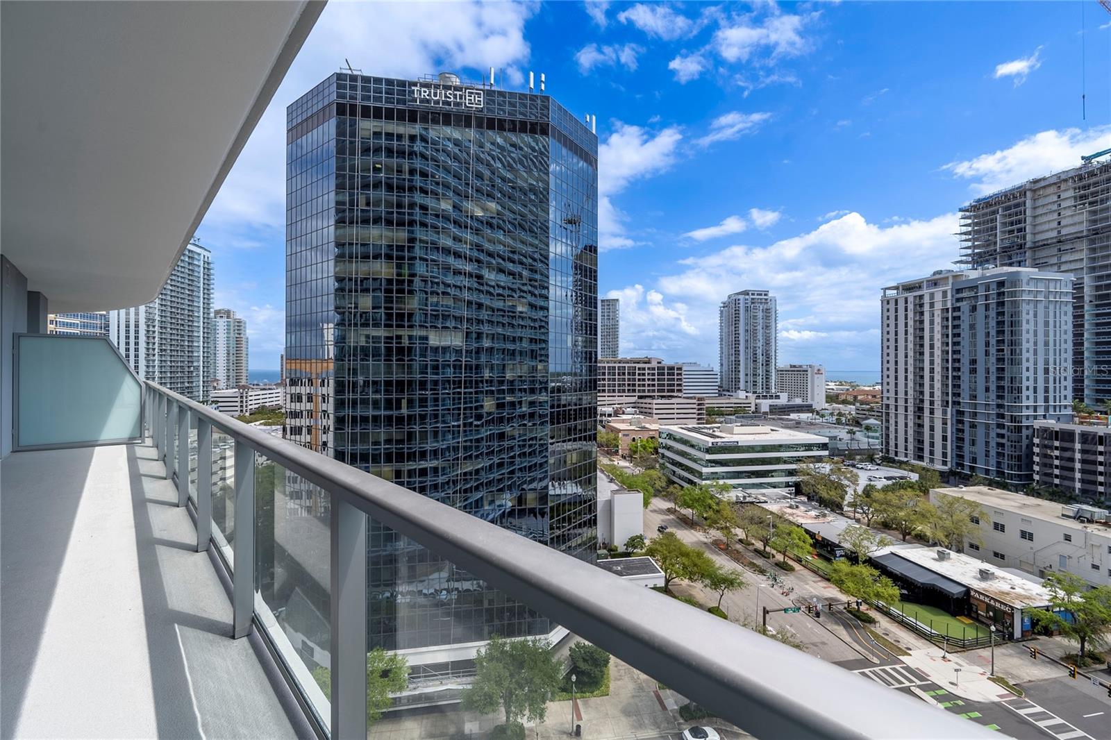 Image 38 of 64 For 400 Central Avenue 1106