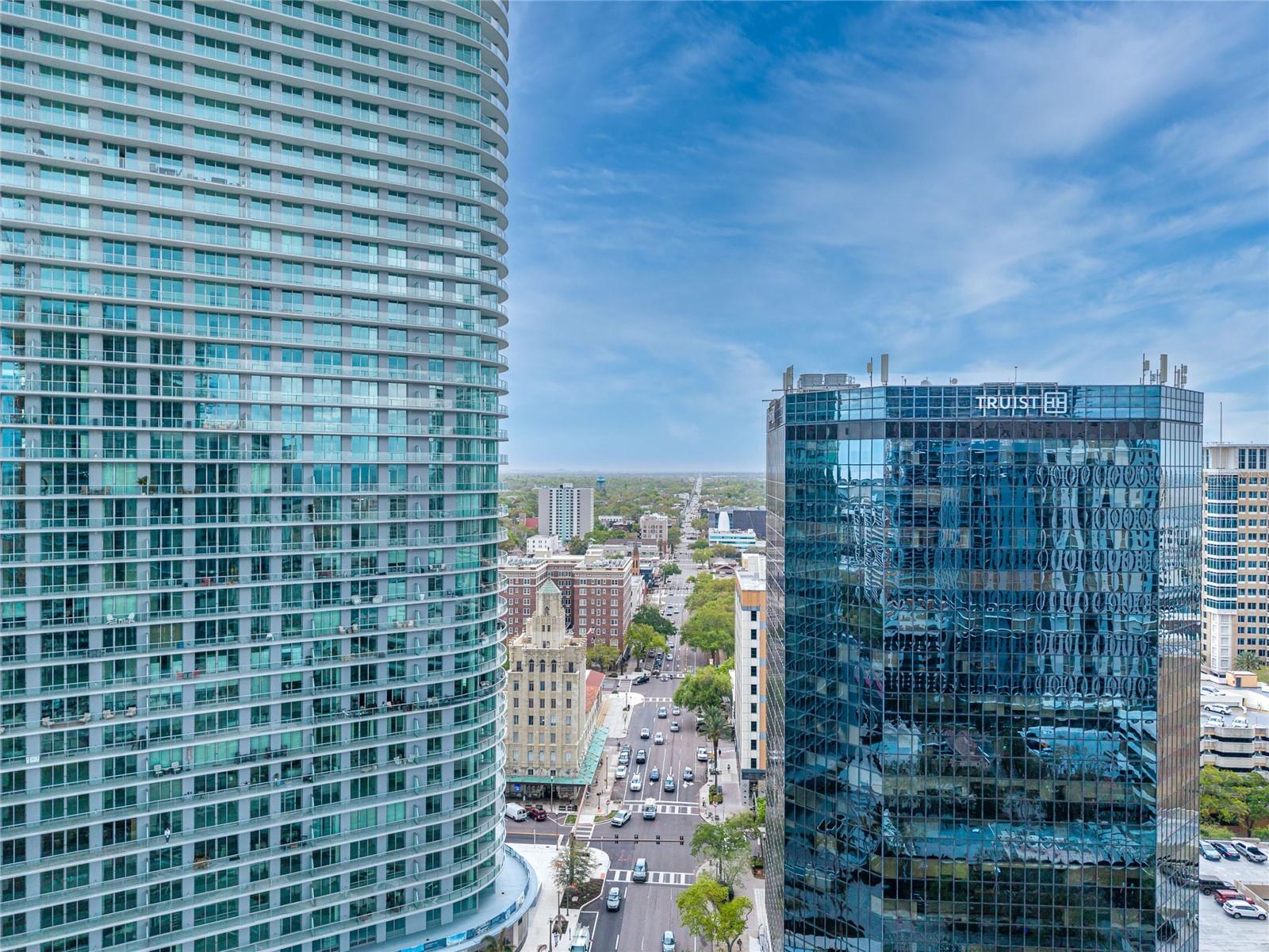 Image 4 of 64 For 400 Central Avenue 1106