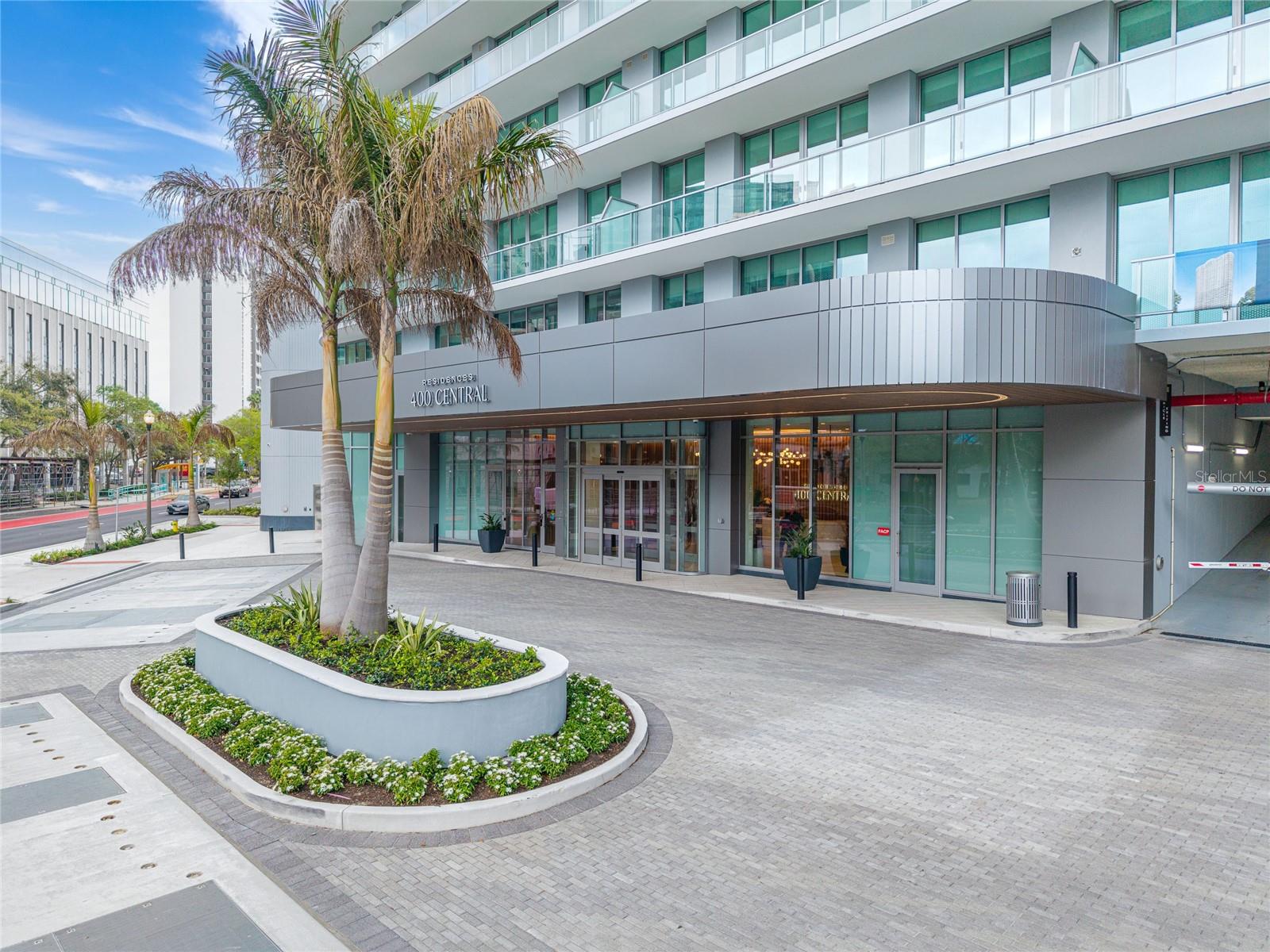 Image 5 of 64 For 400 Central Avenue 1106