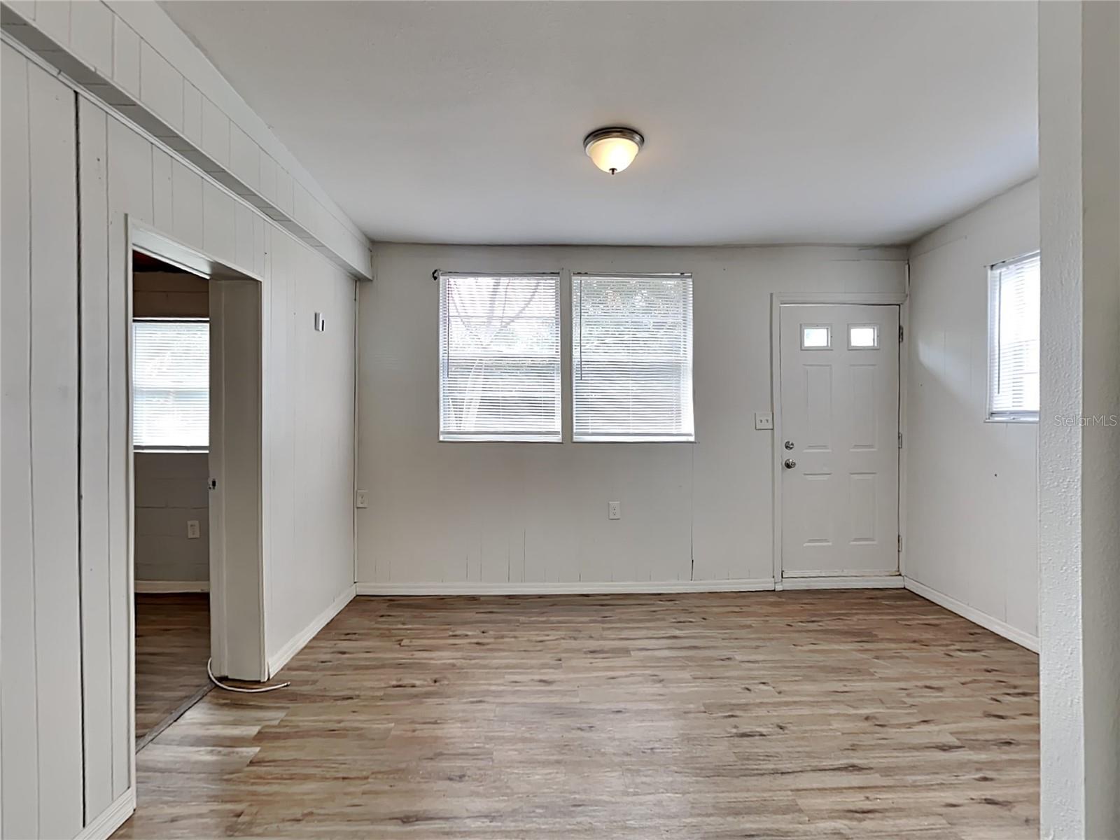 Image 4 of 15 For 307 Montgomery Avenue A