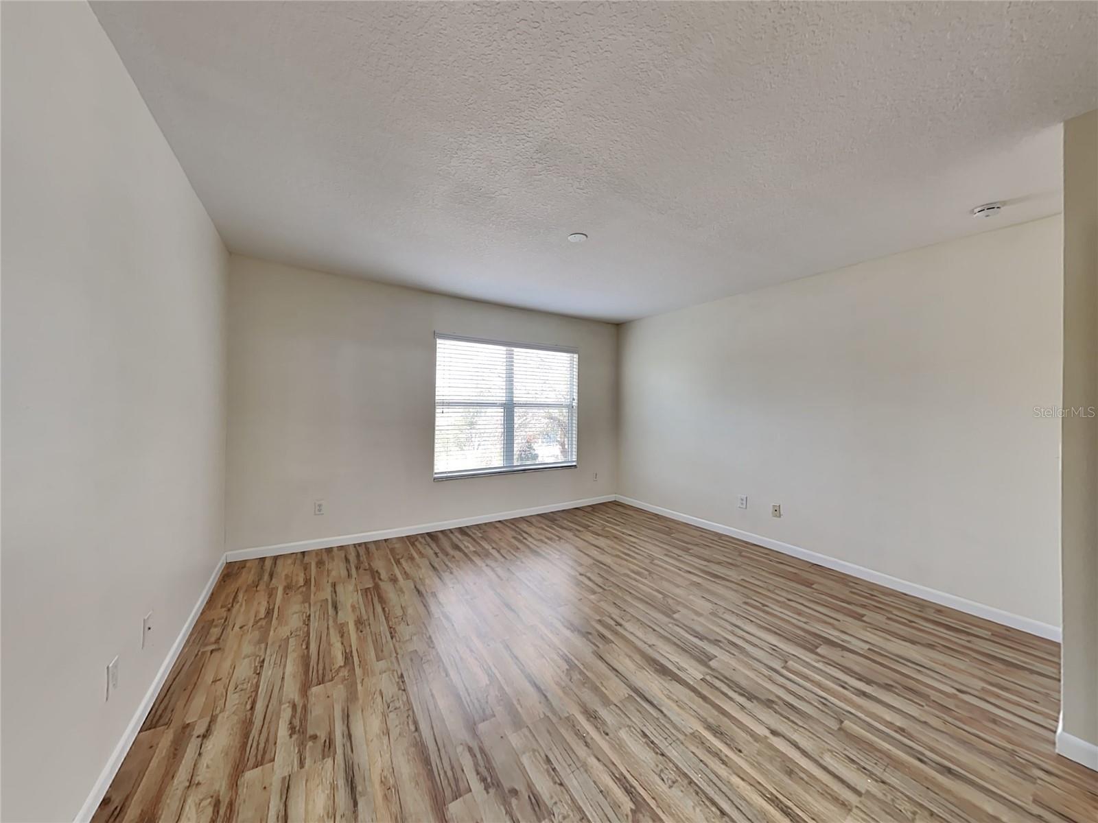 Image 8 of 15 For 3766 Collingwood Lane