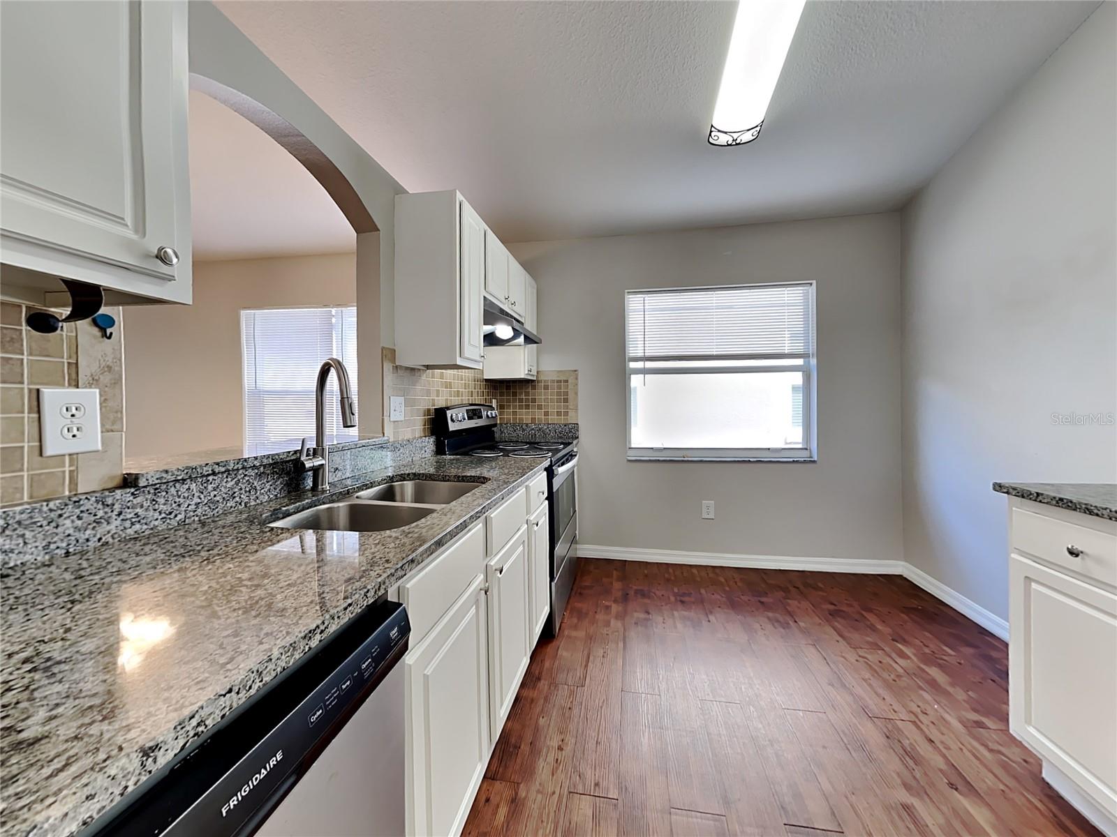 Image 4 of 13 For 12725 Adventure Drive