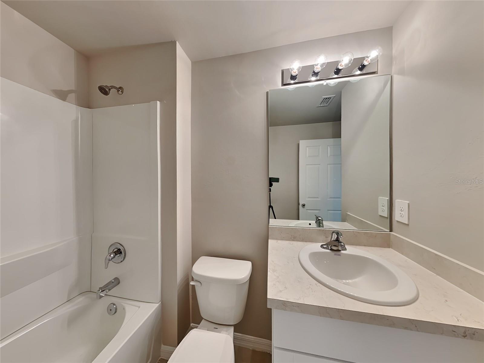 Image 9 of 15 For 3522 Gillot Boulevard