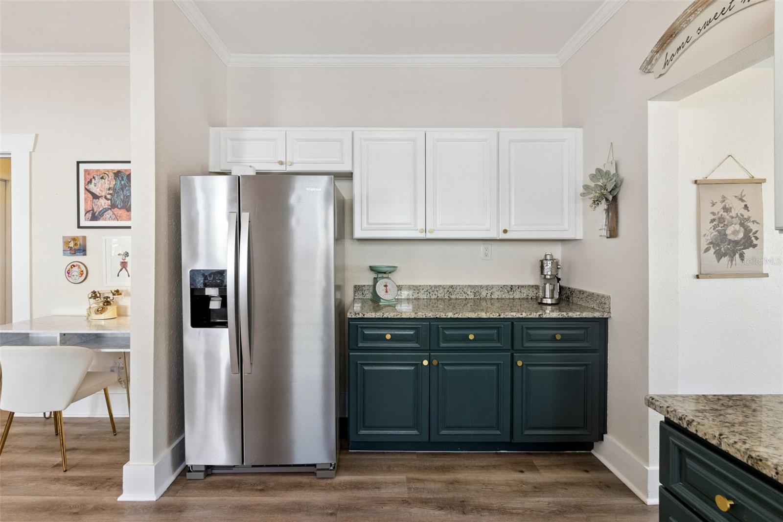 Image 16 of 33 For 812 Paris Street