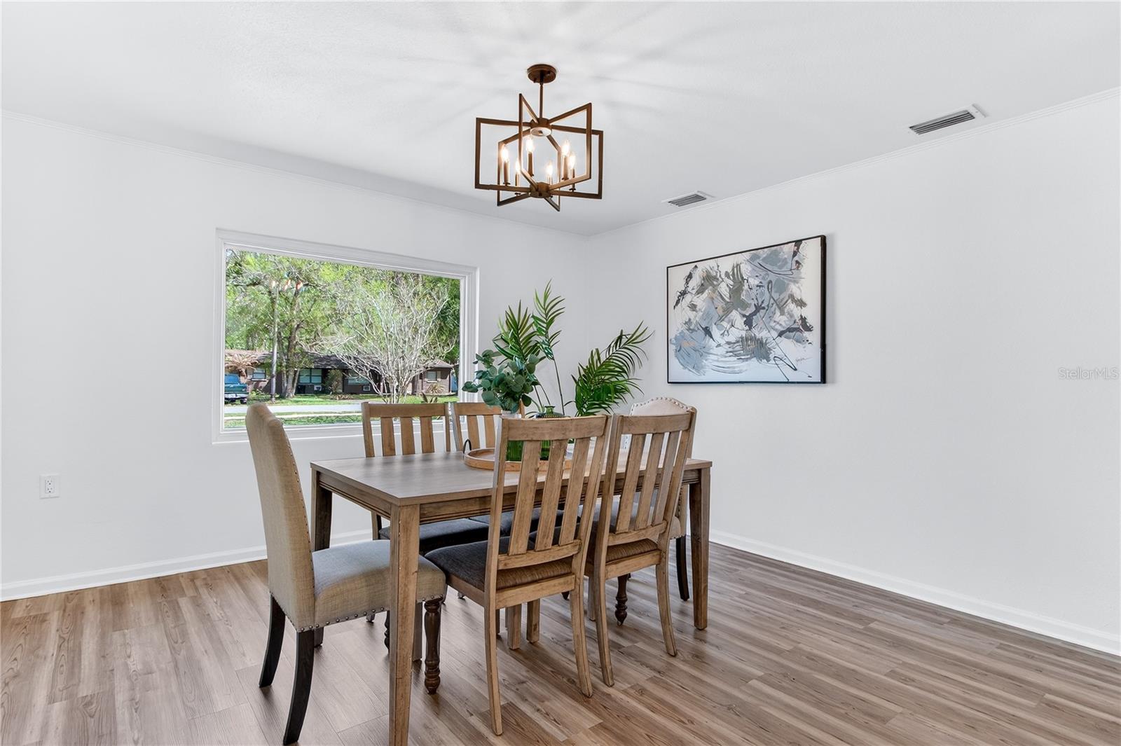 Image 10 of 35 For 2618 Elm Avenue