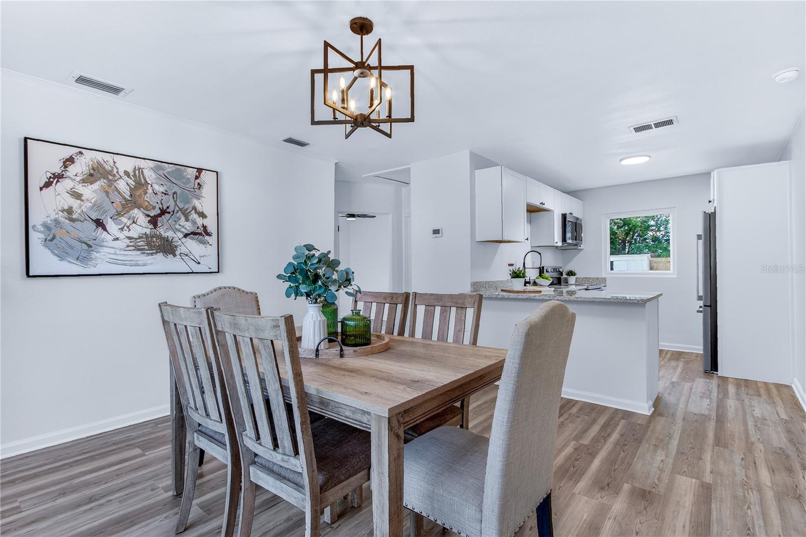 Image 13 of 35 For 2618 Elm Avenue