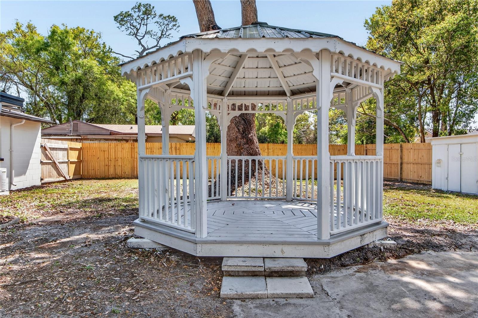 Image 21 of 35 For 2618 Elm Avenue